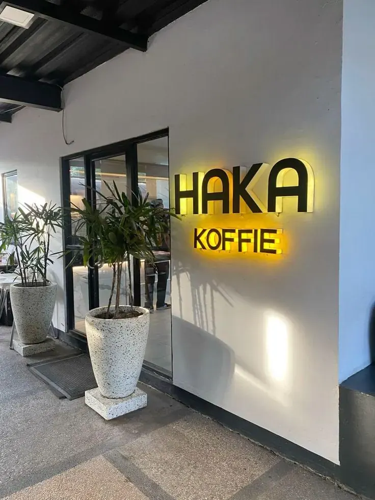 Corporate & Restaurant Signs by Signage.inc