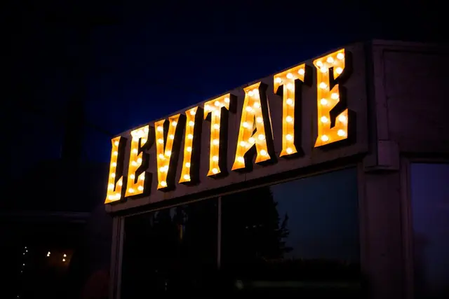 Channel Letters on Raceway by Signage.inc